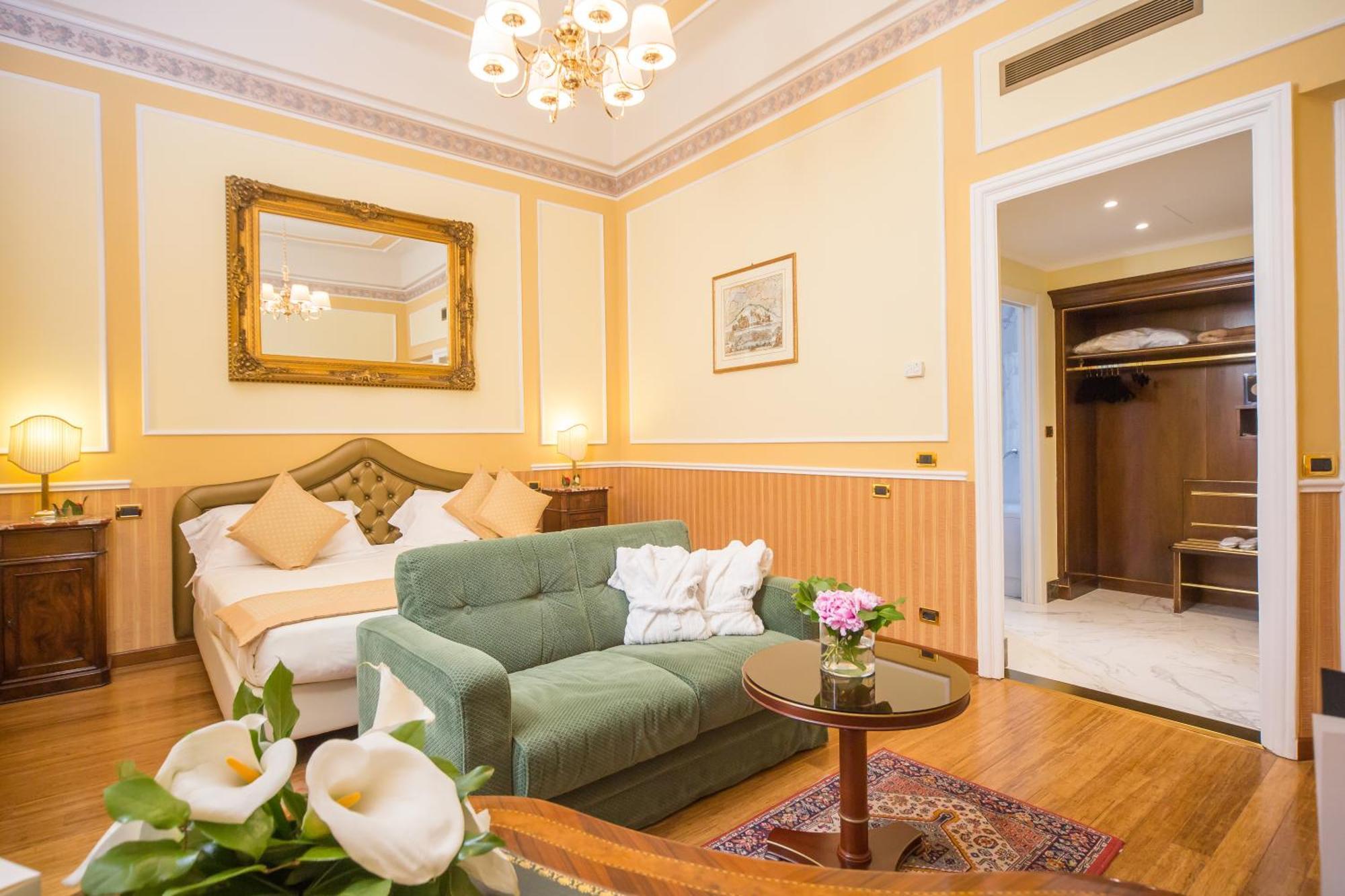 Hotel Bristol Palace Genoa Room photo
